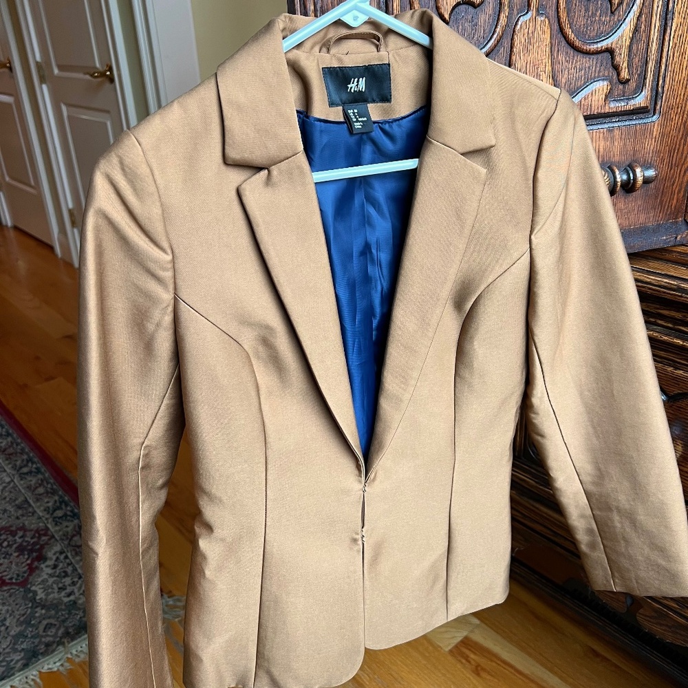 H&M WARM GOLDEN BROWN BLAZER US 6 Small with Blue lining